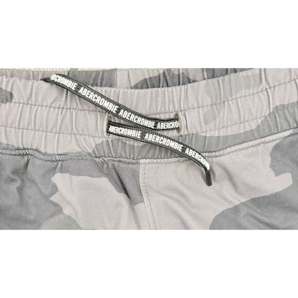 Abercrombie Boys Gray Camo Soft Pull On Shorts Size 11/12 Stretch Drawstring - Picture 3 of 6